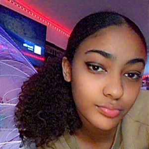 Meet your Posher, Amaya